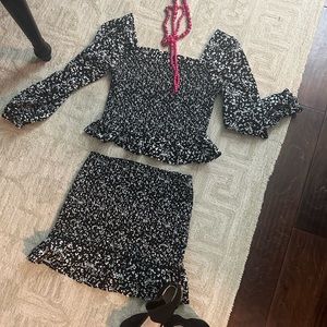 Two piece skirt set